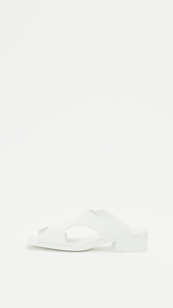 Issey Miyake x United Nude Fin Shoe in White