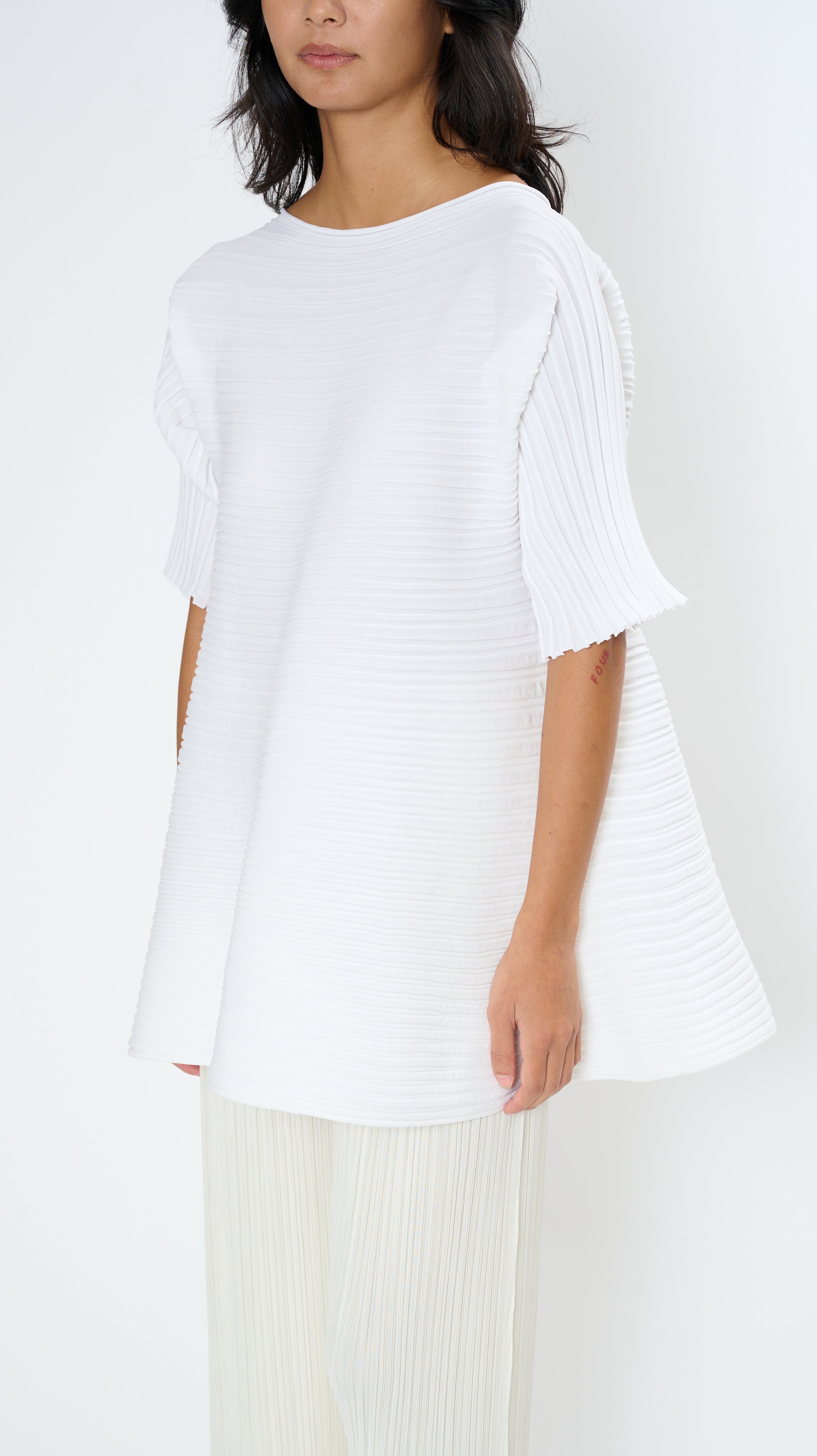 人気TOP Pleats Miyake Issey Please White Off in Shirt Knit Bounce トップス