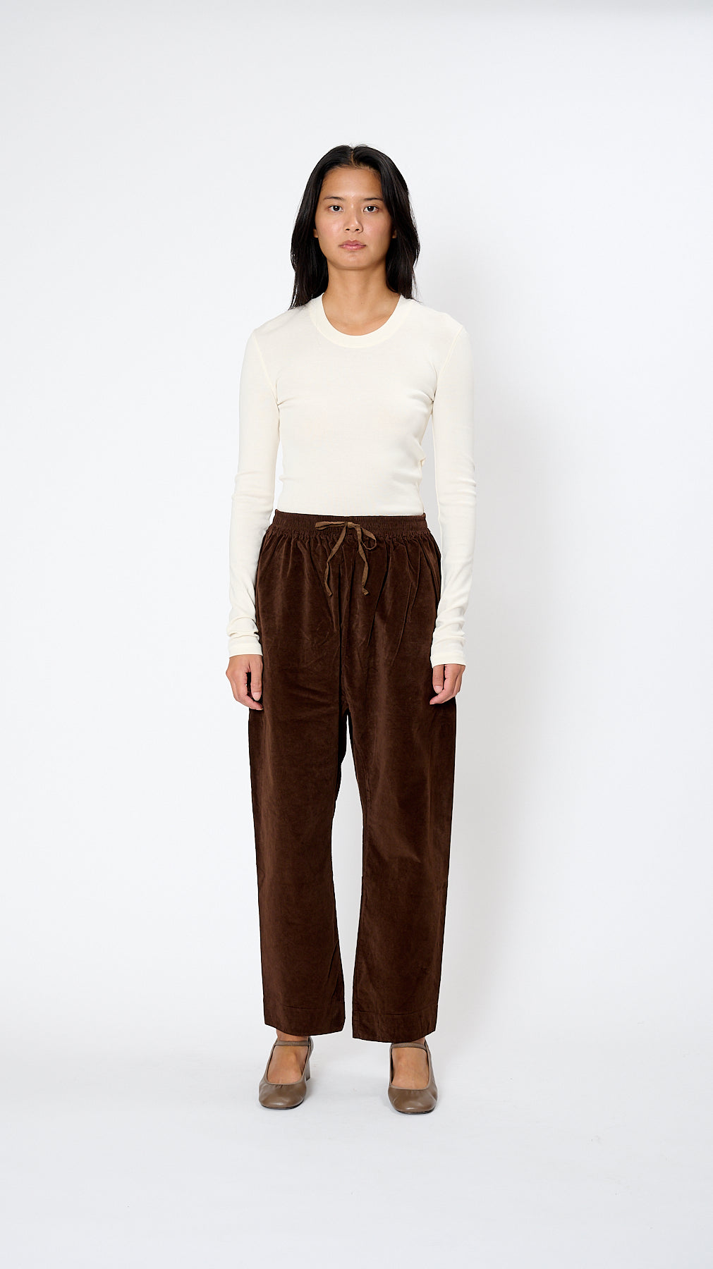 Album di Famiglia Velvet Braghe Pants in Coffee – Diamond Dream