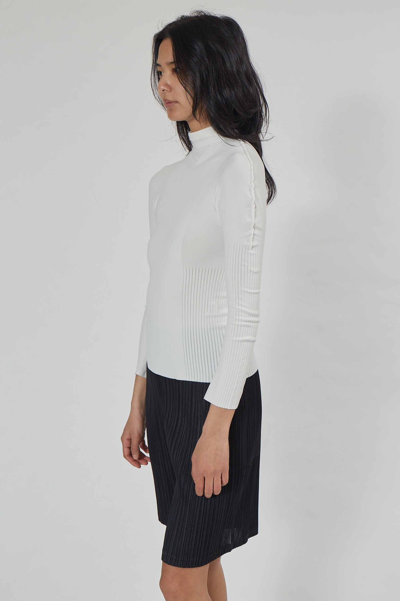 Issey Miyake A-POC Skin Turtleneck in White – Diamond Dream