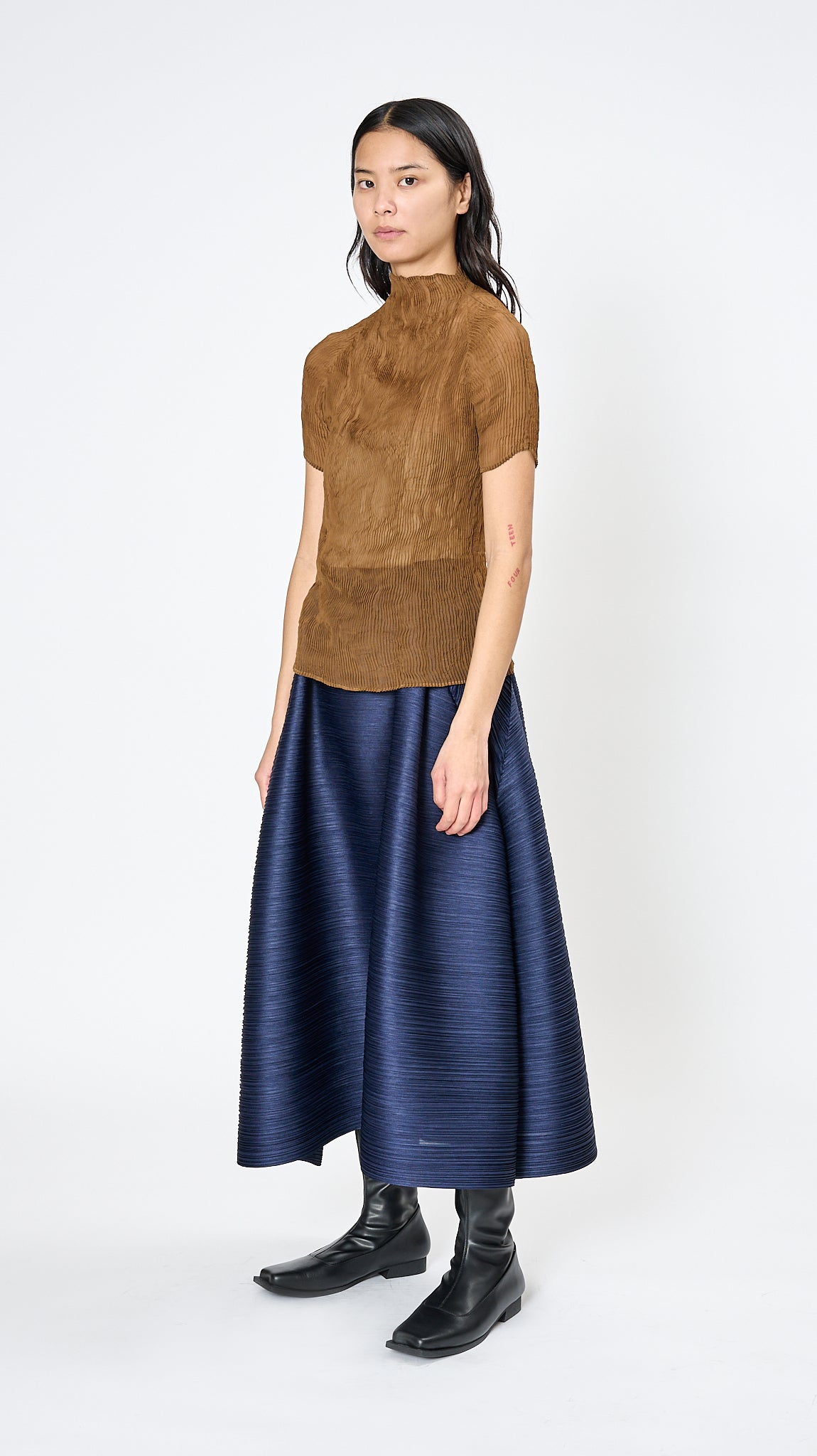 Issey Miyake Chiffon Twist Top in Brown – Diamond Dream Jewelry +