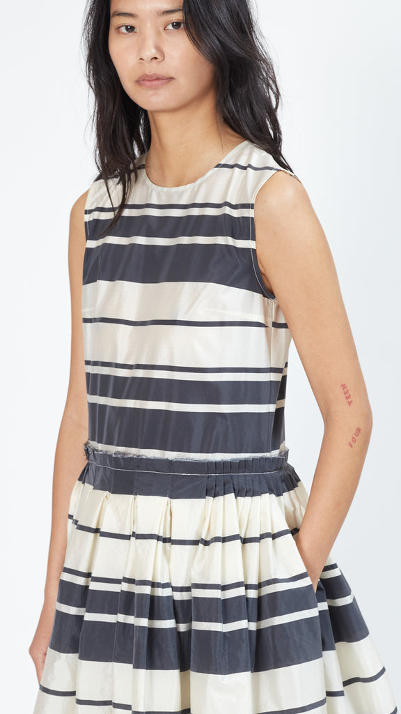 Sara Lanzi Ute Dress in Black Stripes pocket view